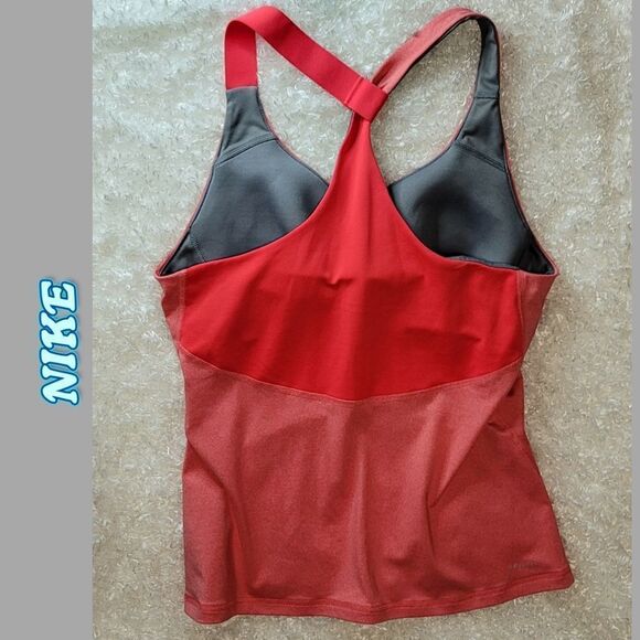 Nike dri fit athletic top - Picture 2 of 5